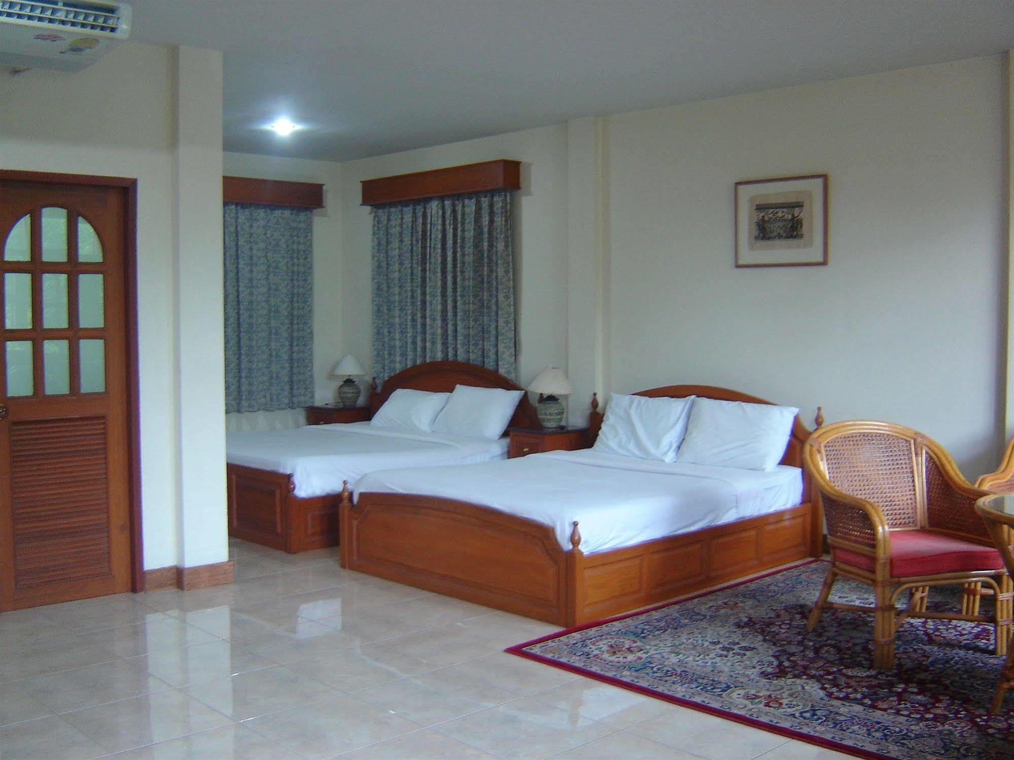 Golden Cupids Hotel Csiangmaj Kültér fotó